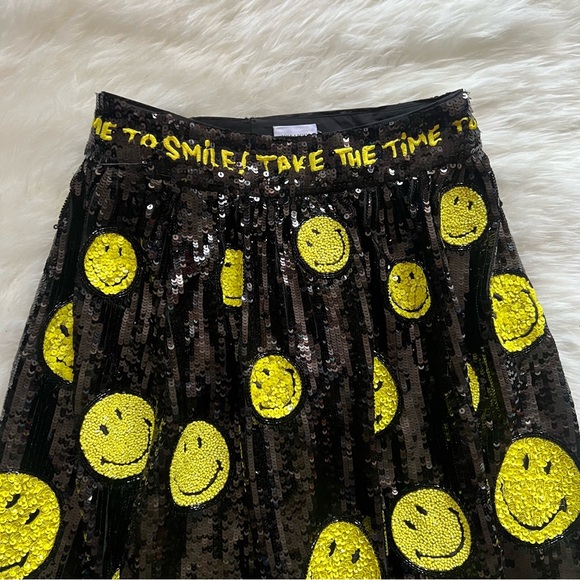 New! ALICE + OLIVIA Smiley Limited Edition Tina Sequin Gown Maxi Skirt - Picture 8 of 16